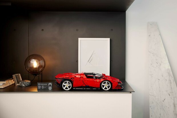 LEGO Huren Technic Ferrari Daytona SP3 - 42143